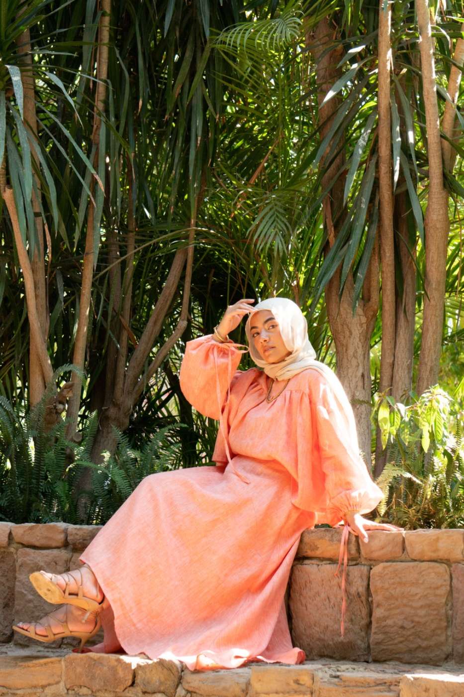 LOOK 11 in Peach