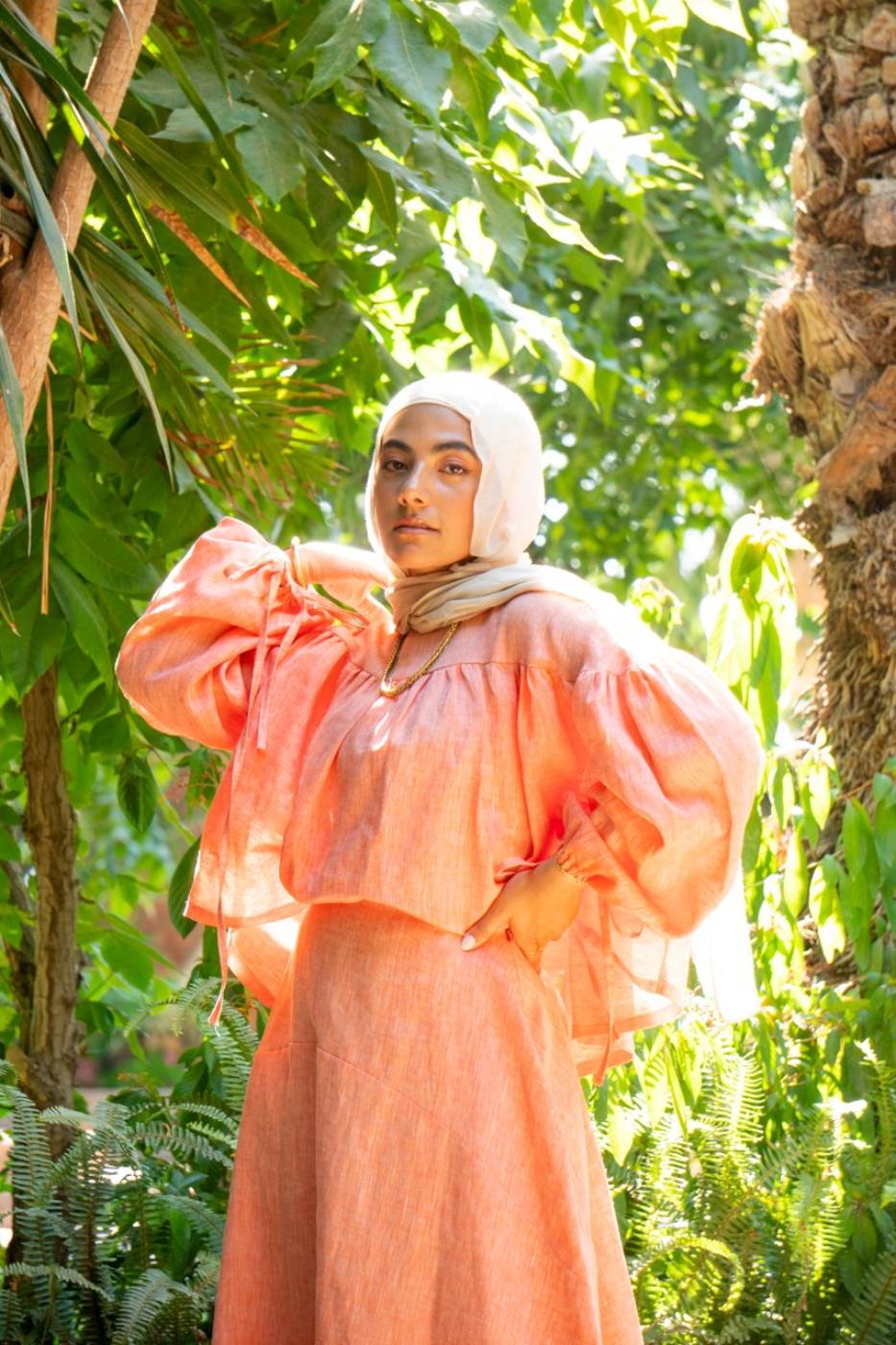 LOOK 11 in Peach