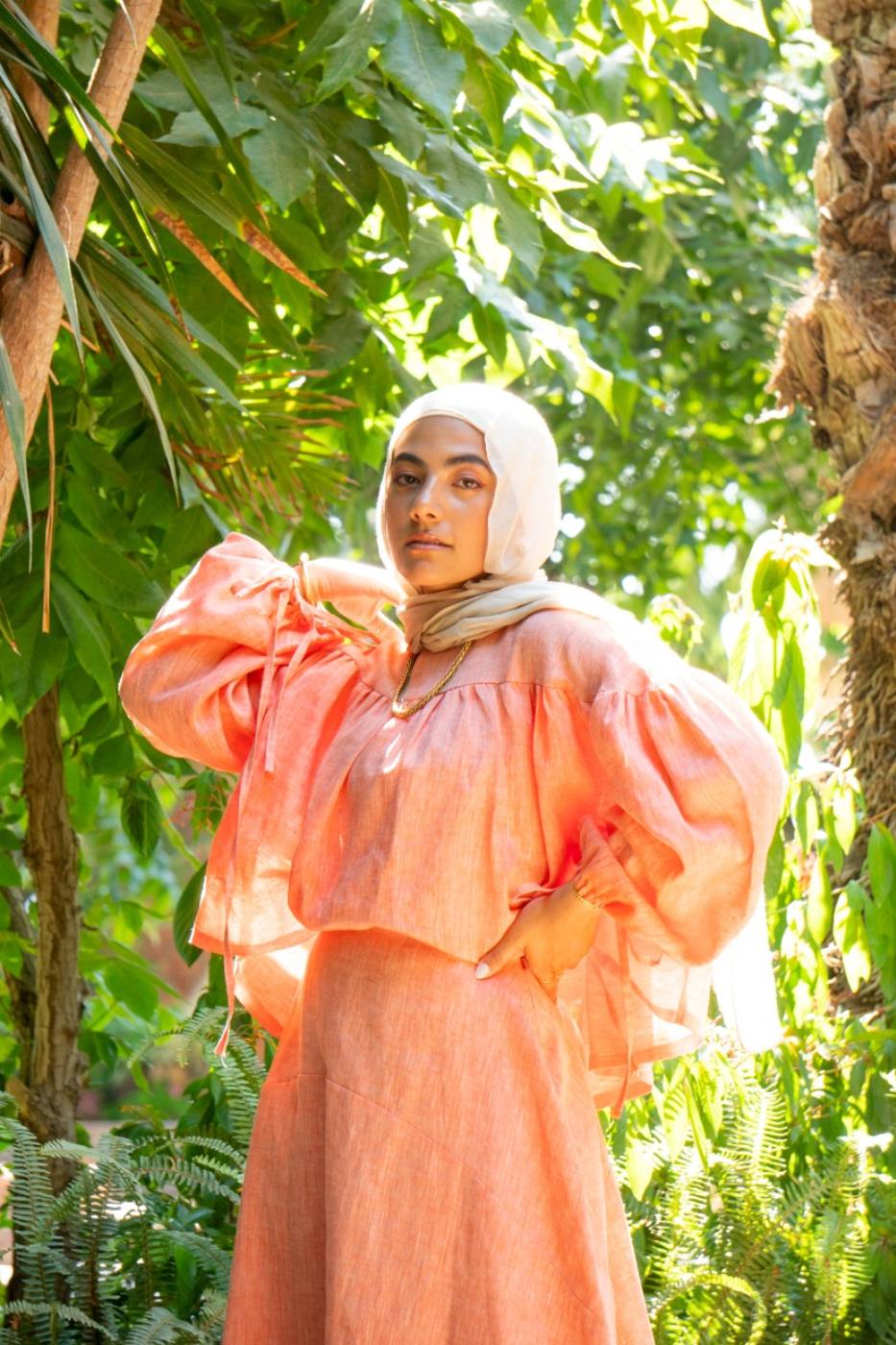 LOOK 11 in Peach