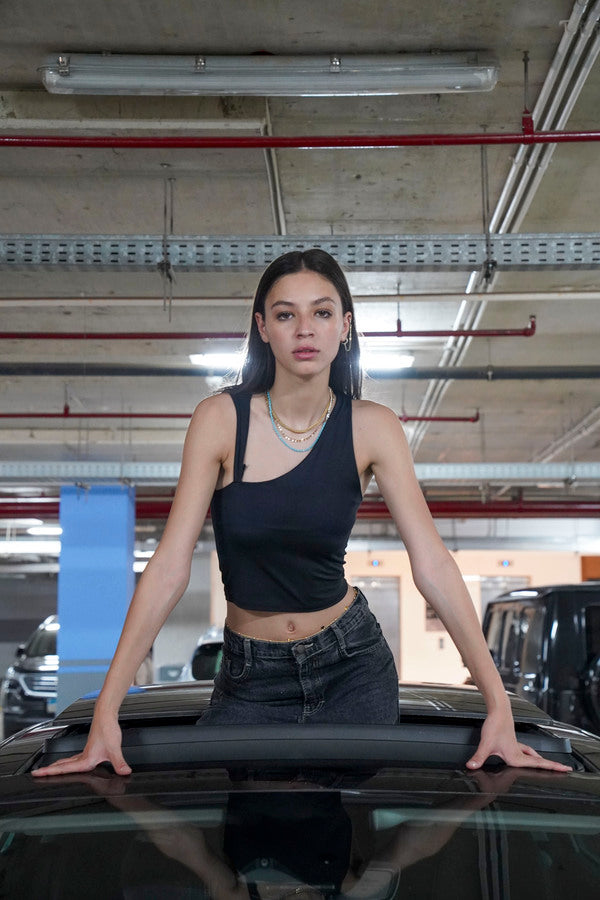 Rib-knit Crop Tank Top In Black