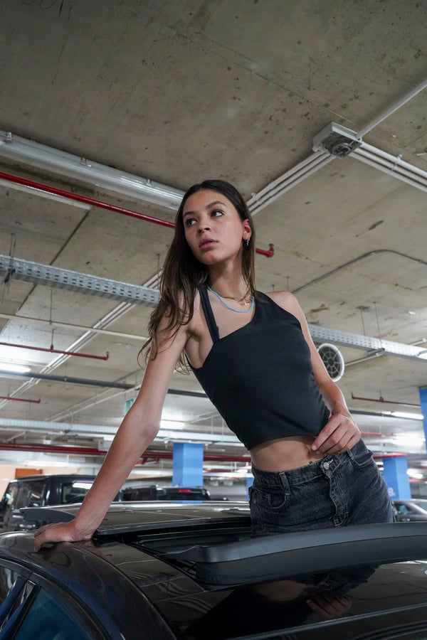 Rib-knit Crop Tank Top In Black