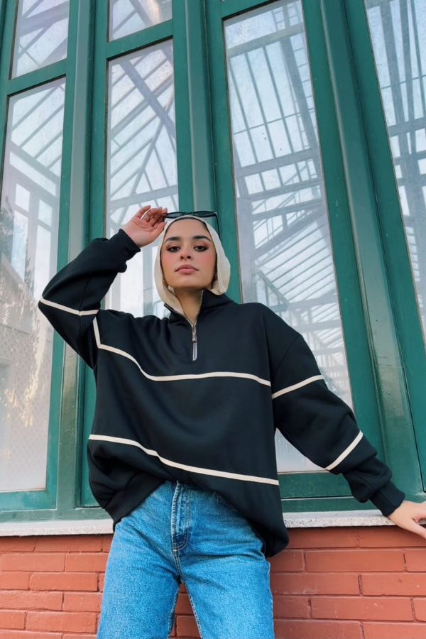 Zip Up Collar Up Sweater In Black