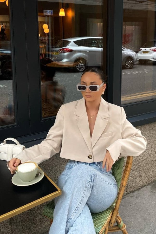Cropped Oversized Beige Blazer
