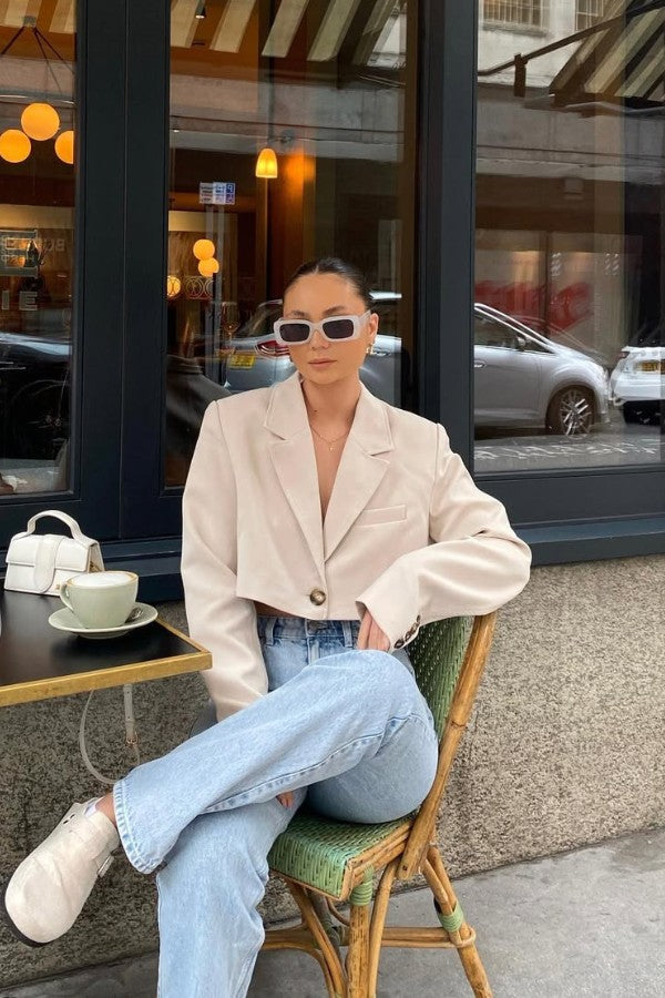 Cropped Oversized Beige Blazer