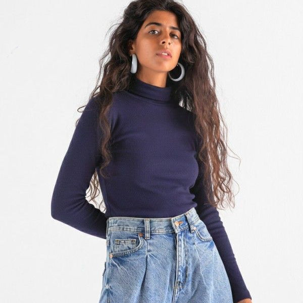 90s Funk Turtleneck In Navy Blue