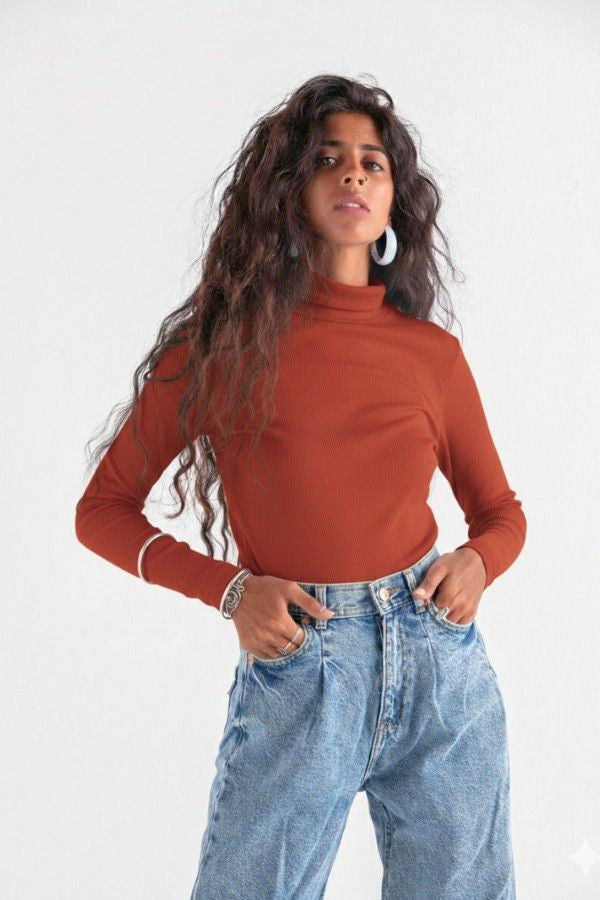 90s Funk Turtleneck In Brick Brown