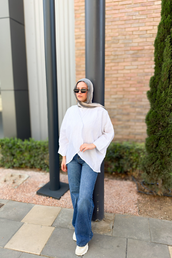 Flowey Oversized White Kimono