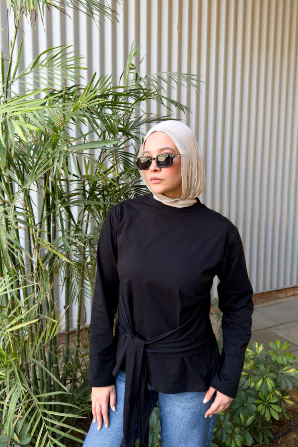 Tied Waist Top In Black