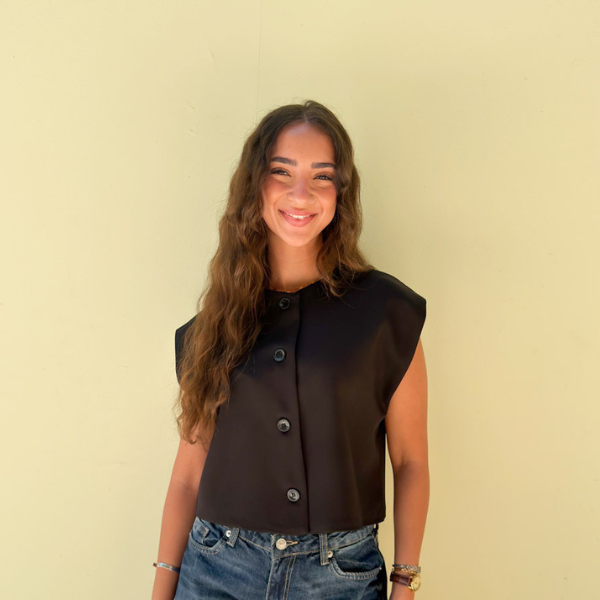 Cropped Basic Vest In Black