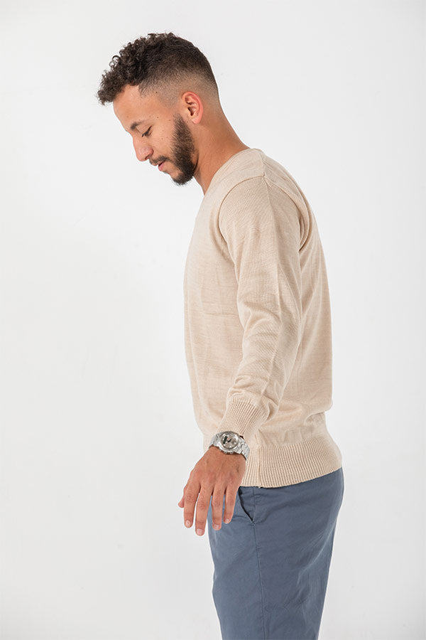 V-neck pullover in beige