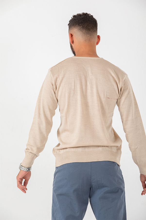 V-neck pullover in beige