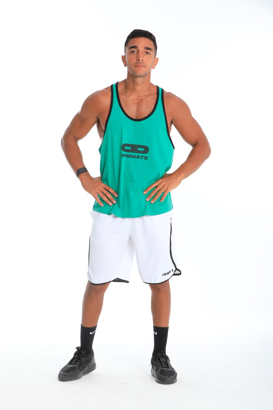 Black lining tank top in green