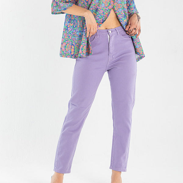 Mom Jeans In Lilac