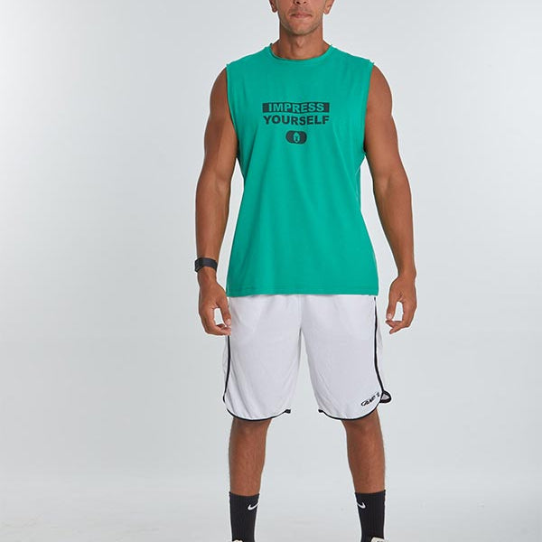 Closed tank top in green