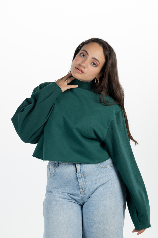 High Neck Cropped Crewneck In Green - Dress Code