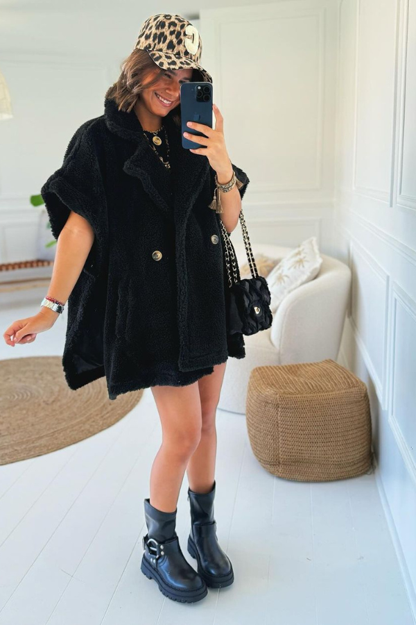 Oversized teddy Vest In Black thumbnail