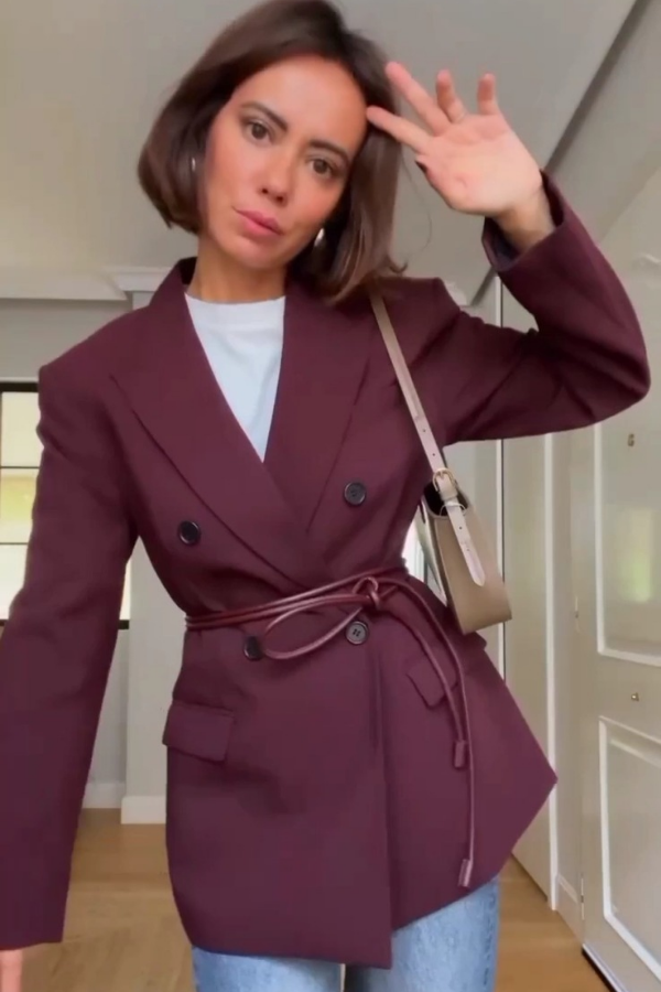 Basic Relaxed Burgundy Blazer (The Blazer comes without a belt) thumbnail